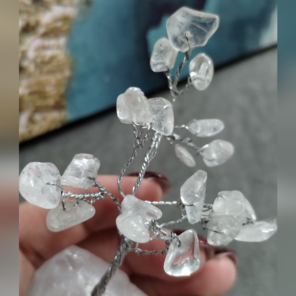 Clear Quartz Decor Tree - Picture 3 of 4